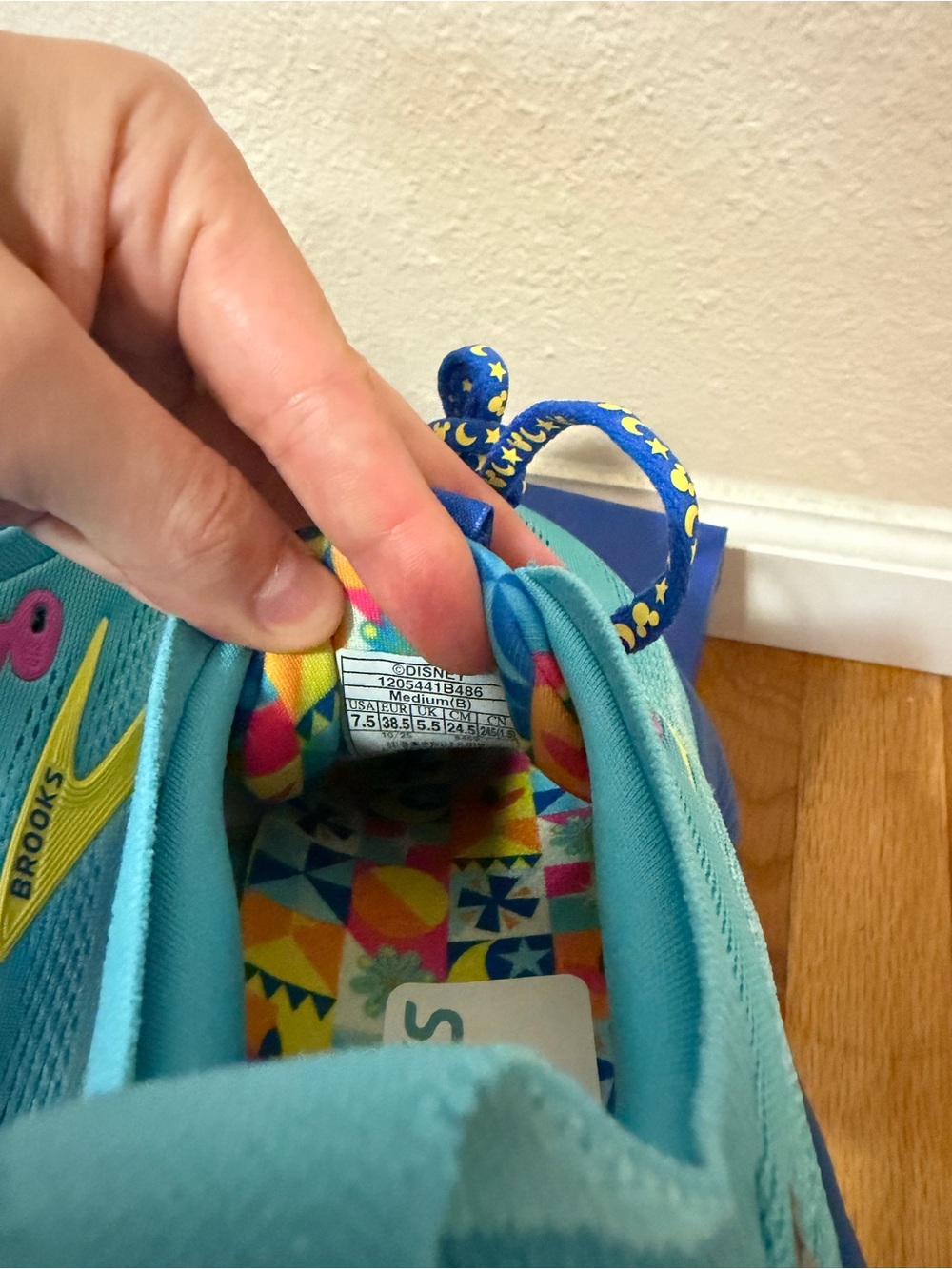 Brooks Adrenaline GTS 25 Disney Blue Running Shoes - Picture 6 of 8